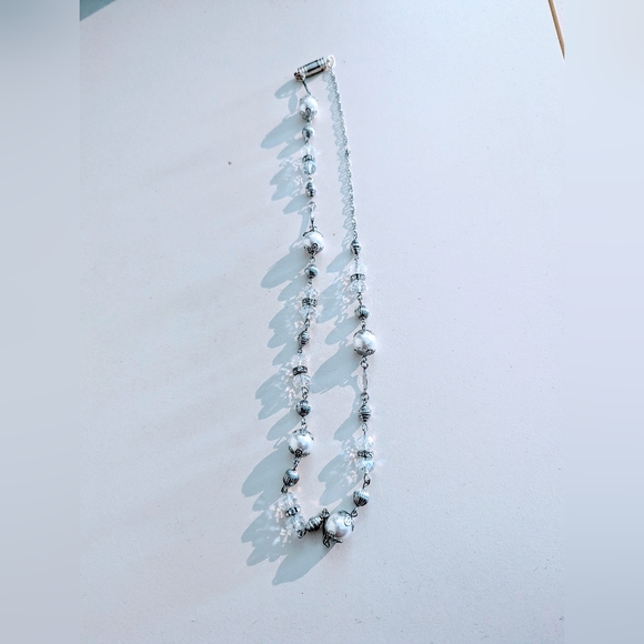 Stunning perl, crystal and sterling silver beaded vintage necklace 🌹 - Picture 2 of 6